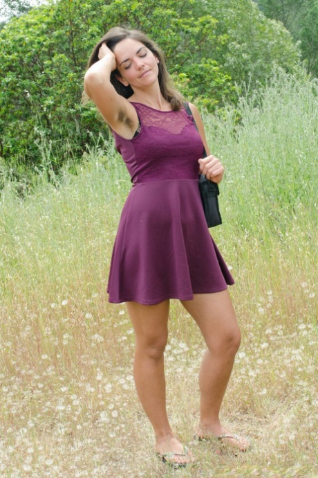 Amateur exhibitionist Katie Zucchini strips in nature & exposes her hairy body